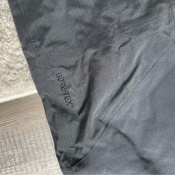 Norrona Lofoten Pro Light GoreTex ski pants - Picture 8 of 9